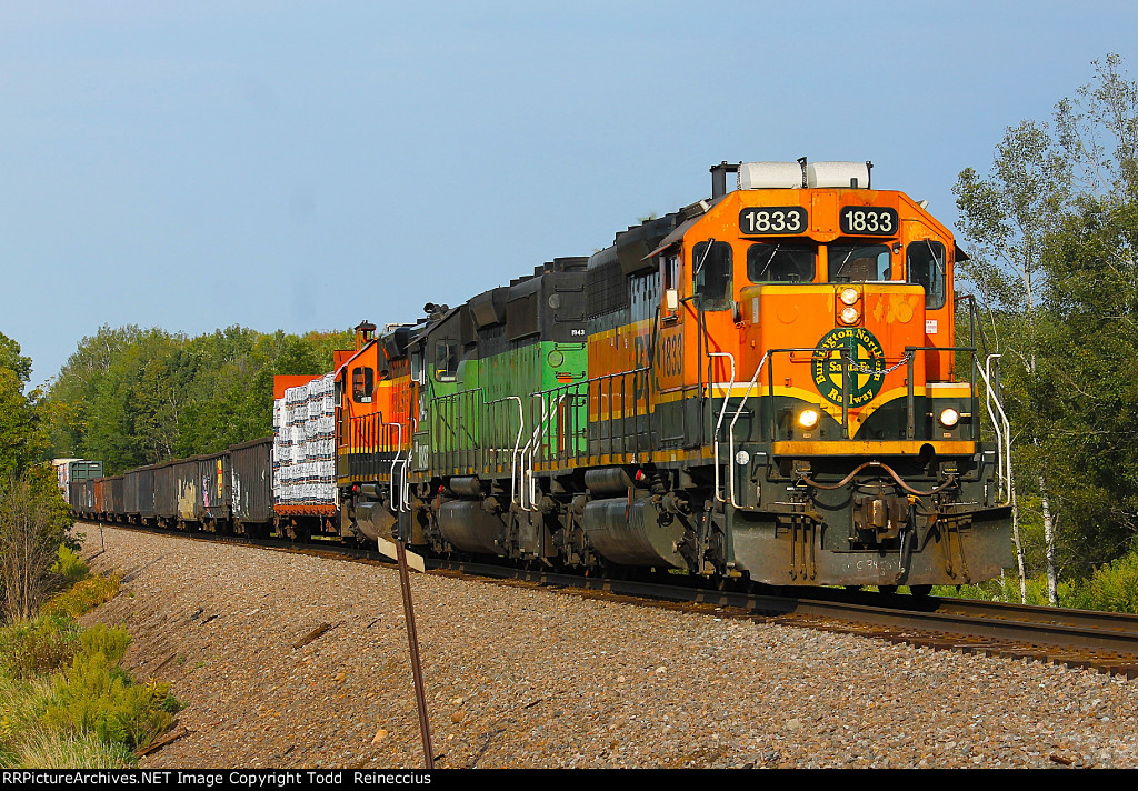 BNSF 1833